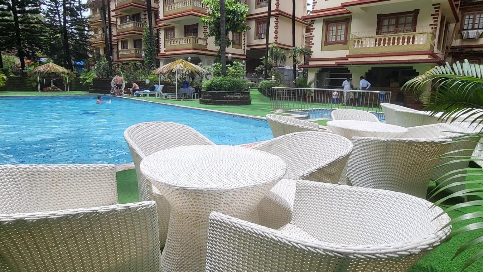 1Bhk Pool View Apartment - Candolim Resort エクステリア 写真